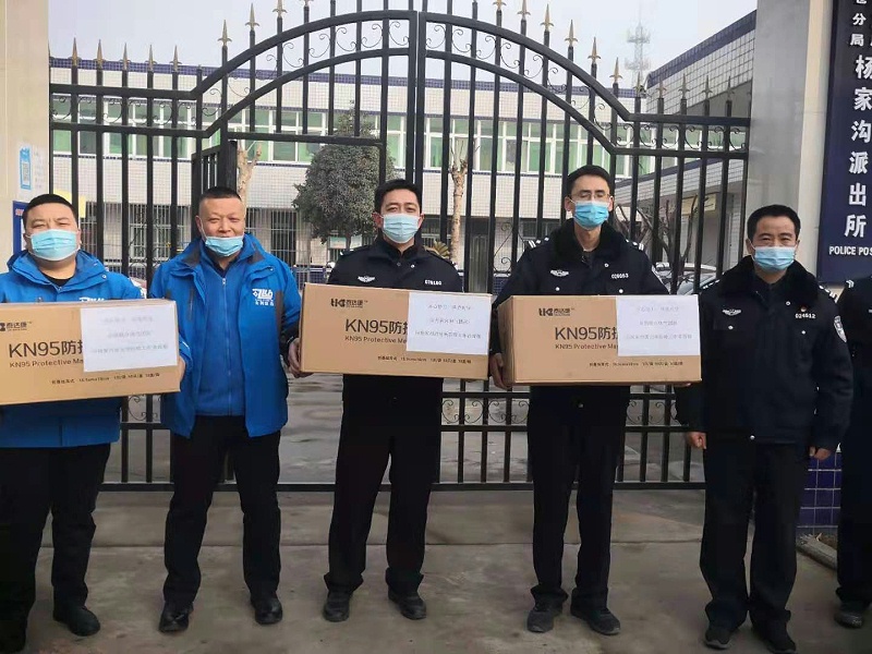 众利联合电气团队向杨家沟派出所防疫工作者致敬1！